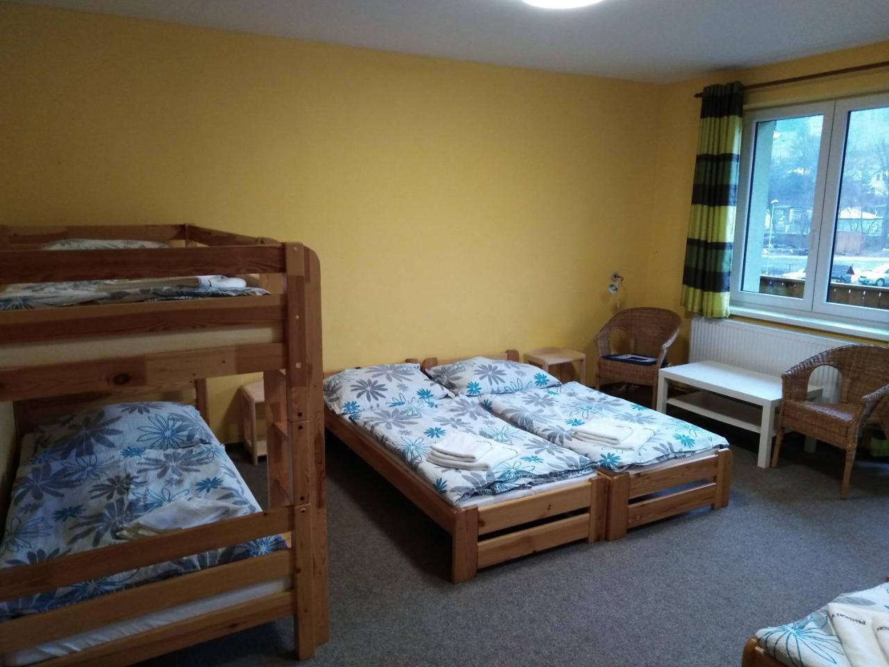 Penzion Snezenka Jiretin pod Bukovou Buitenkant foto