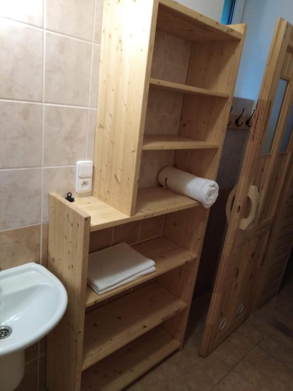 Penzion Snezenka Jiretin pod Bukovou Buitenkant foto
