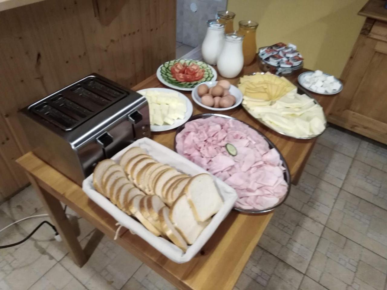 Penzion Snezenka Jiretin pod Bukovou Buitenkant foto